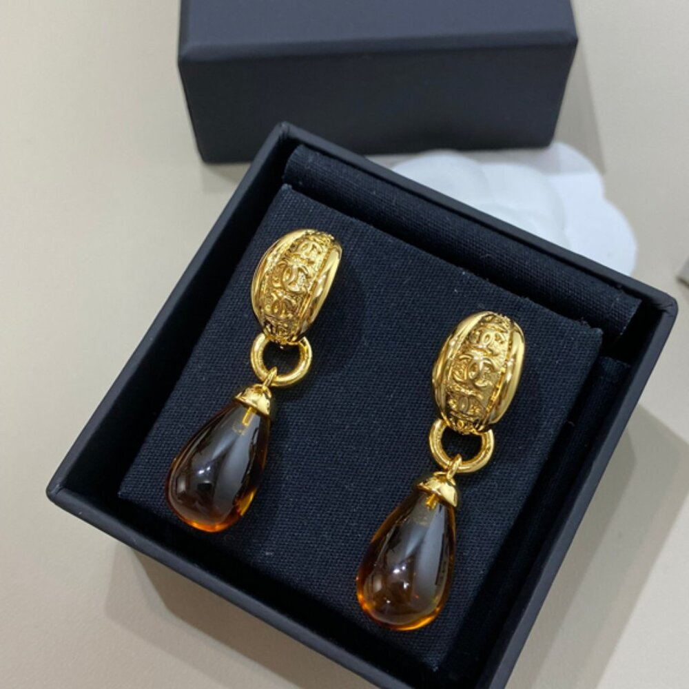 CHANEL Earrings